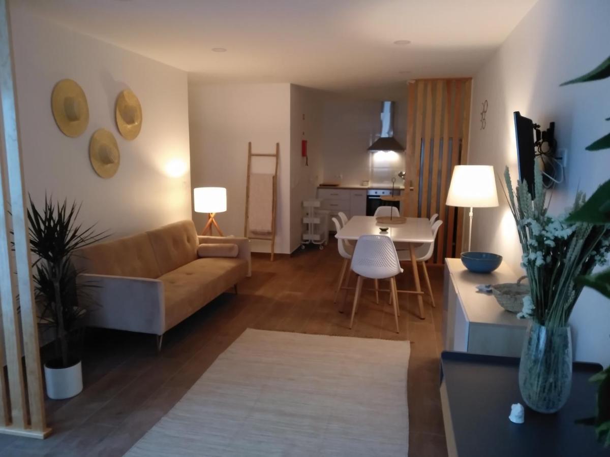 Apartamentos Areia E Mar Norte ヴィラ・プライア・デ・アンコラ エクステリア 写真