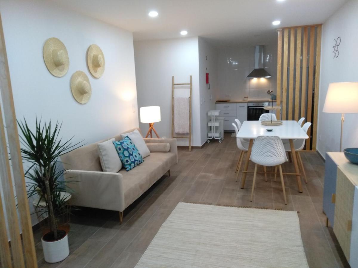 Apartamentos Areia E Mar Norte ヴィラ・プライア・デ・アンコラ エクステリア 写真